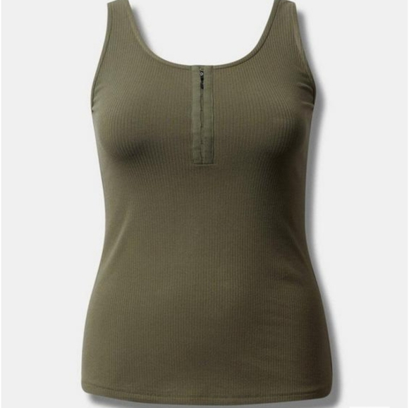 Torrid Everyday Rib Scoop Neck Hook And Eye Tank - Picture 2 of 6